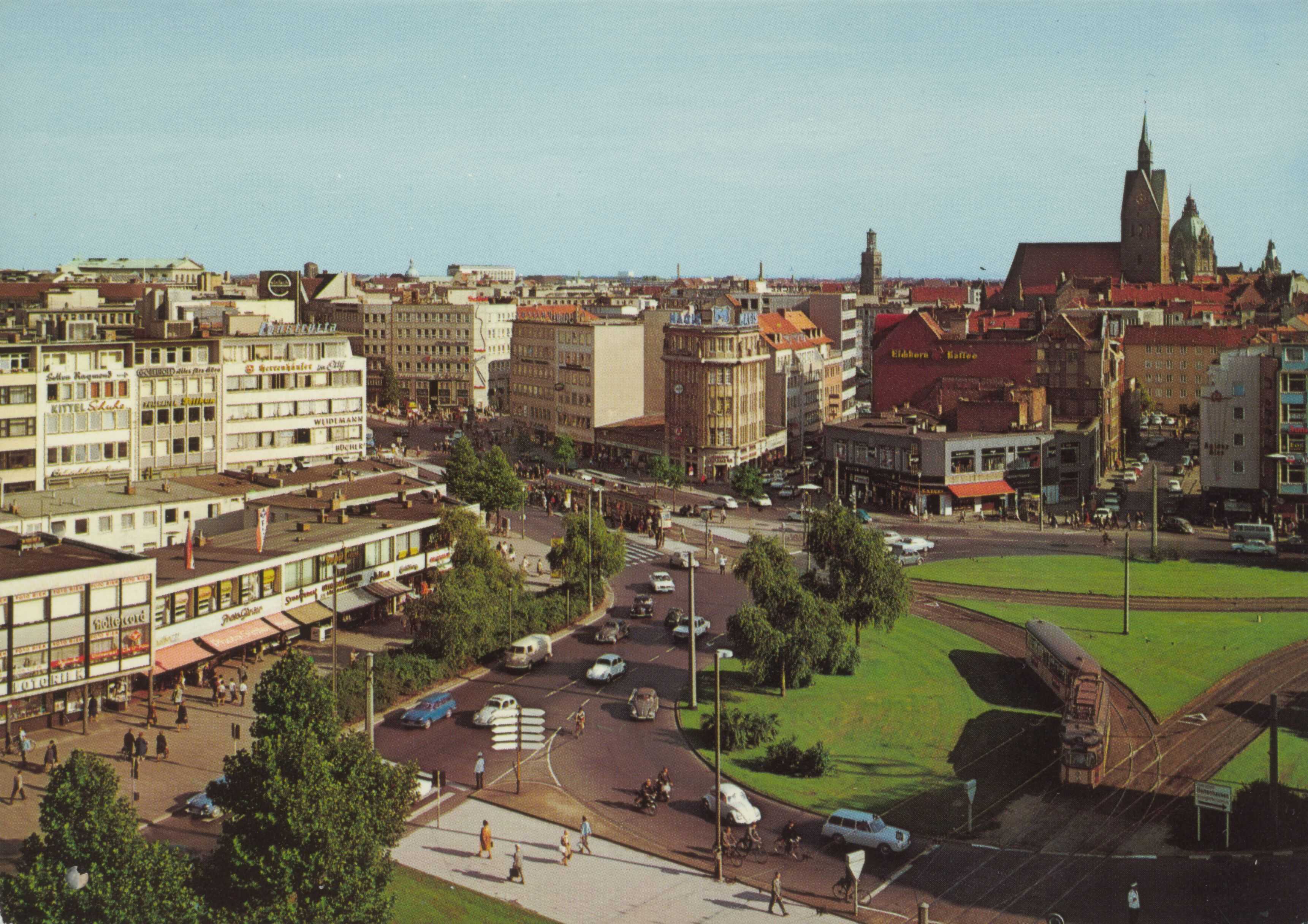 Der Platz um das Steintor war schon immer eine sehr belebte und beliebte Ecke in Hannover.